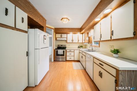 137 Maple Hill Road Naugatuck CT 06770
