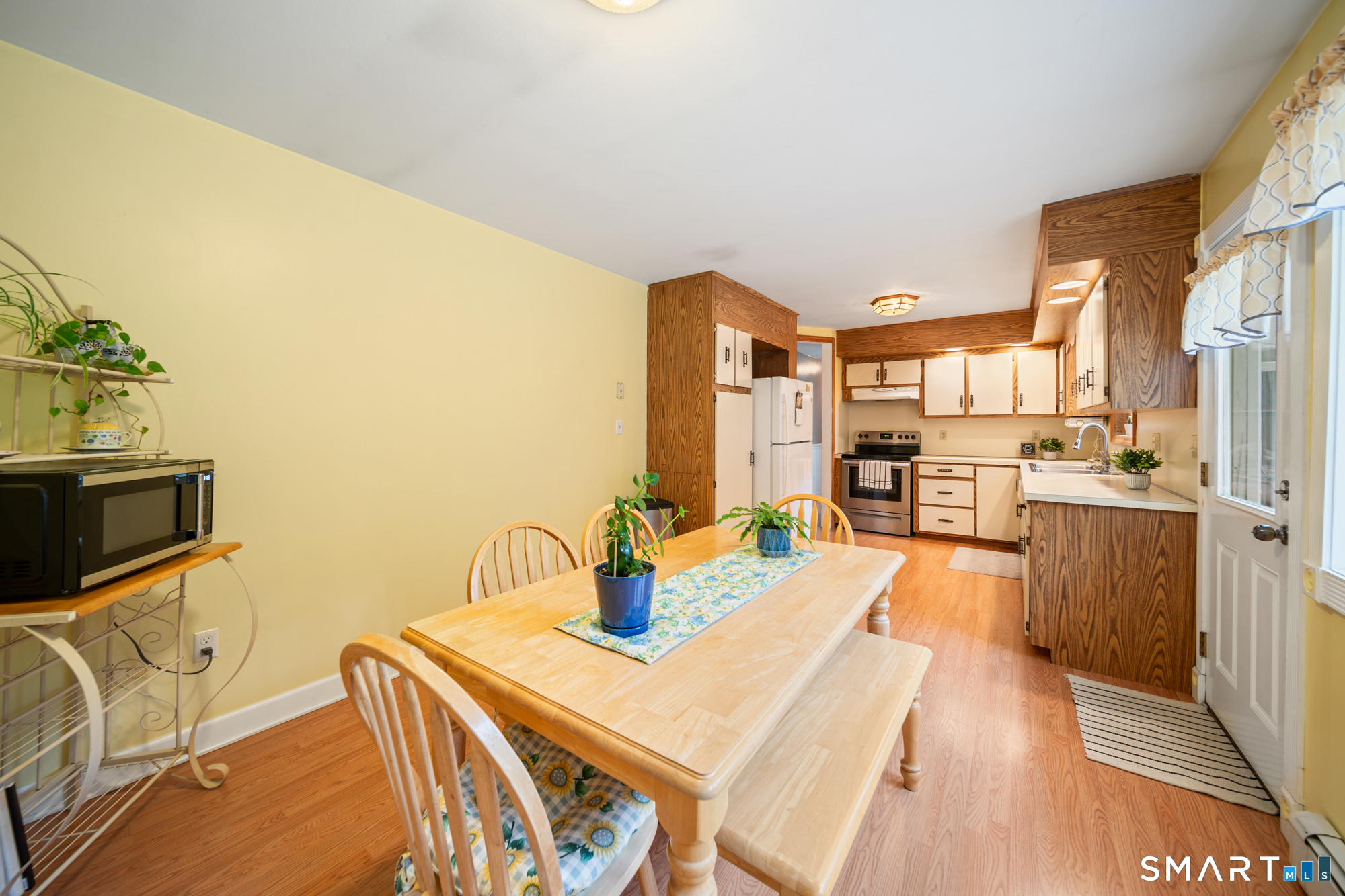 137 Maple Hill Road Naugatuck CT 06770
