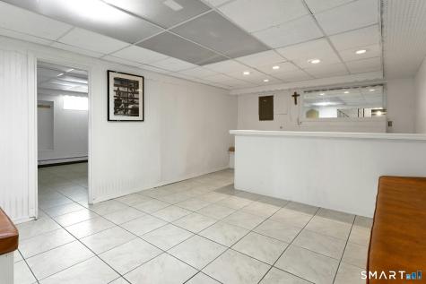 371 Northfield Drive Bridgeport CT 06606