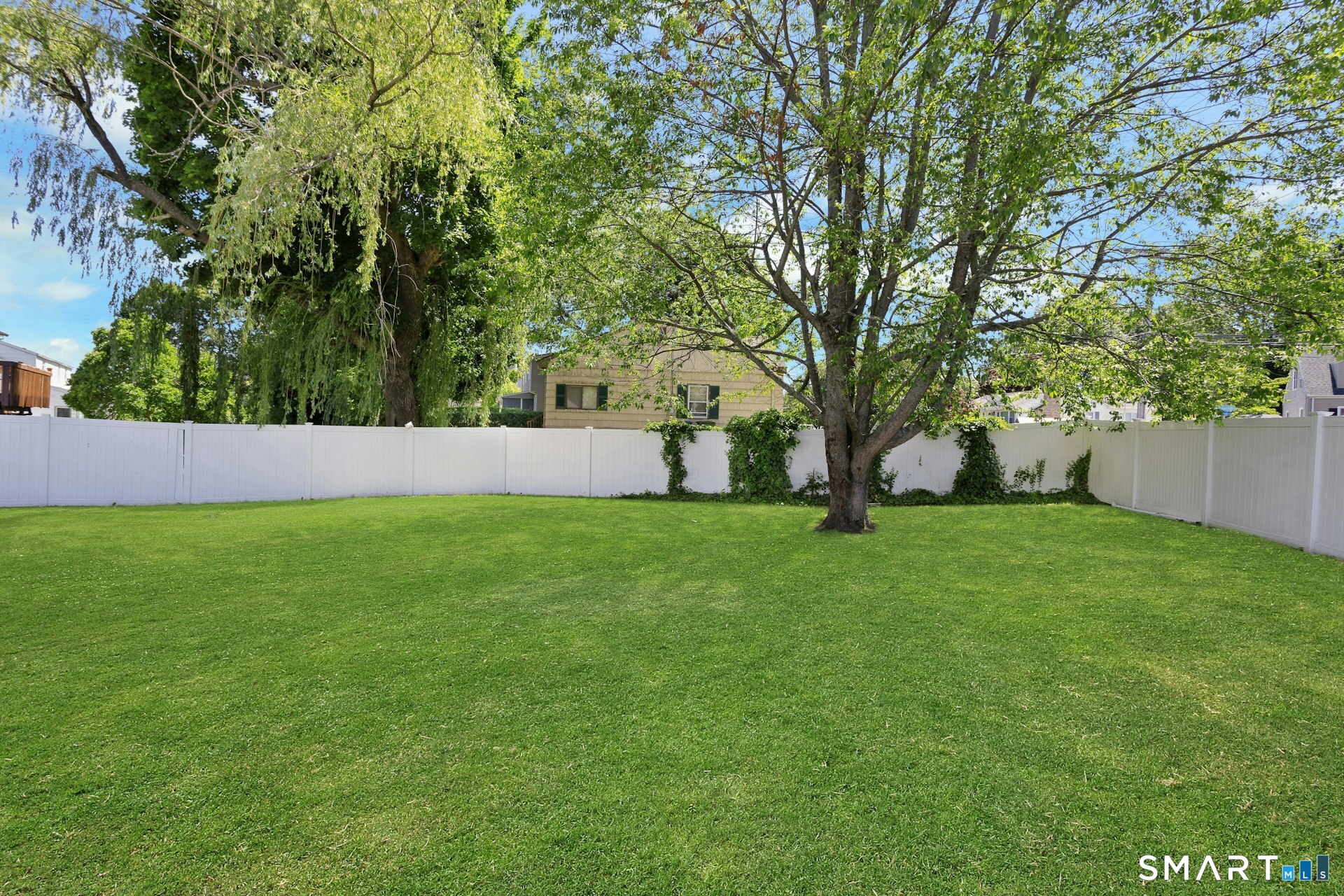 371 Northfield Drive Bridgeport CT 06606