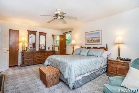 107 Northbrook Drive West Hartford CT 06117