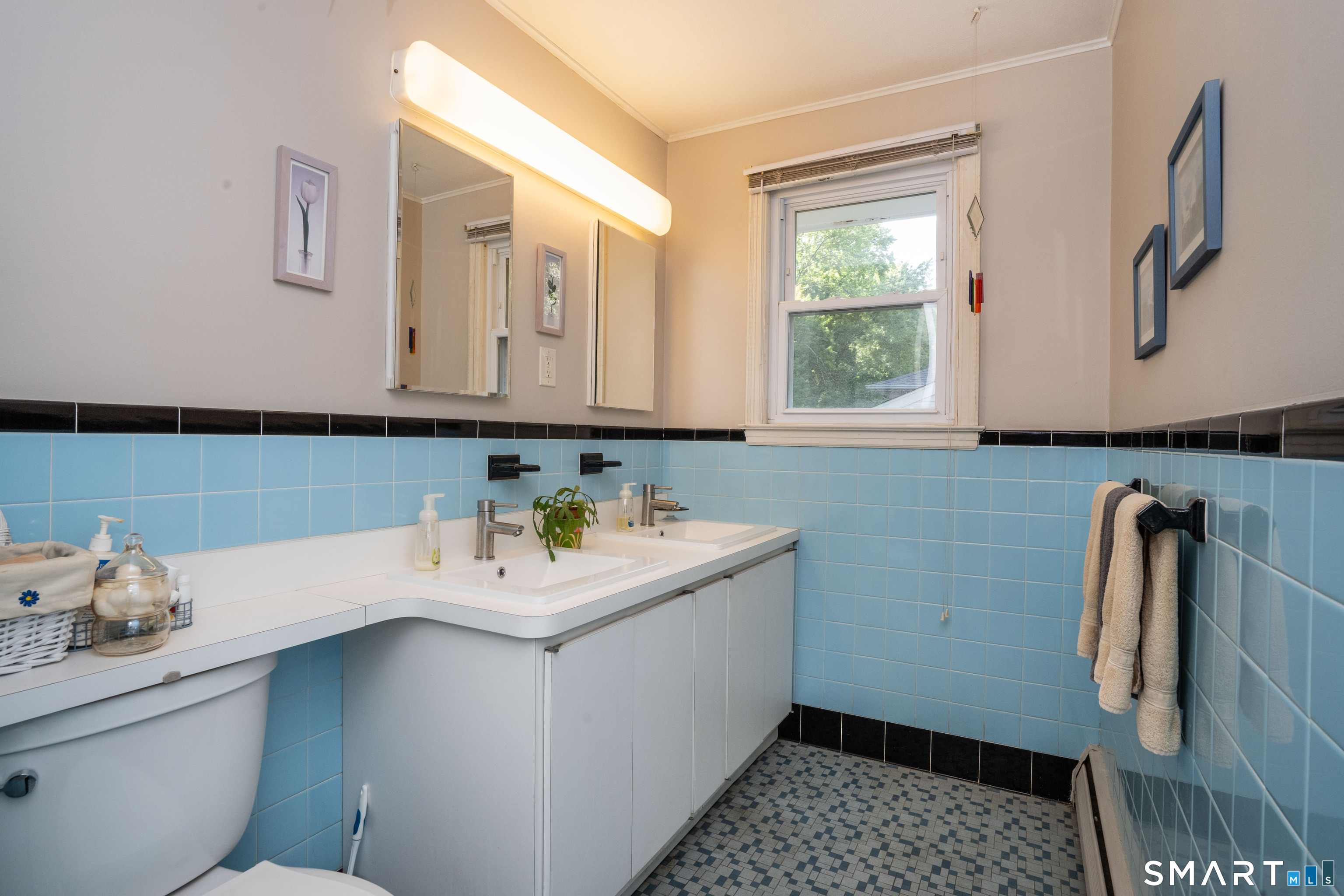 107 Northbrook Drive West Hartford CT 06117