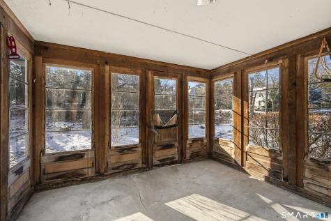 42 Clift Lane Groton CT 06355