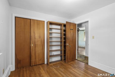 42 Clift Lane Groton CT 06355