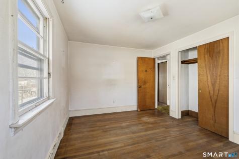 42 Clift Lane Groton CT 06355