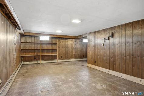 42 Clift Lane Groton CT 06355