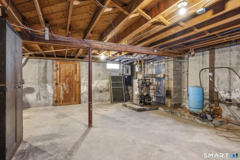 42 Clift Lane Groton CT 06355