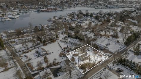 42 Clift Lane Groton CT 06355