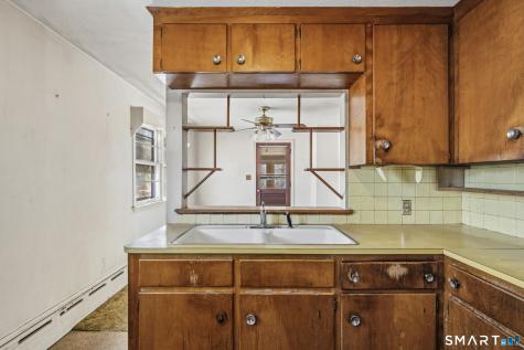 42 Clift Lane Groton CT 06355