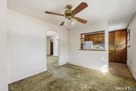 42 Clift Lane Groton CT 06355