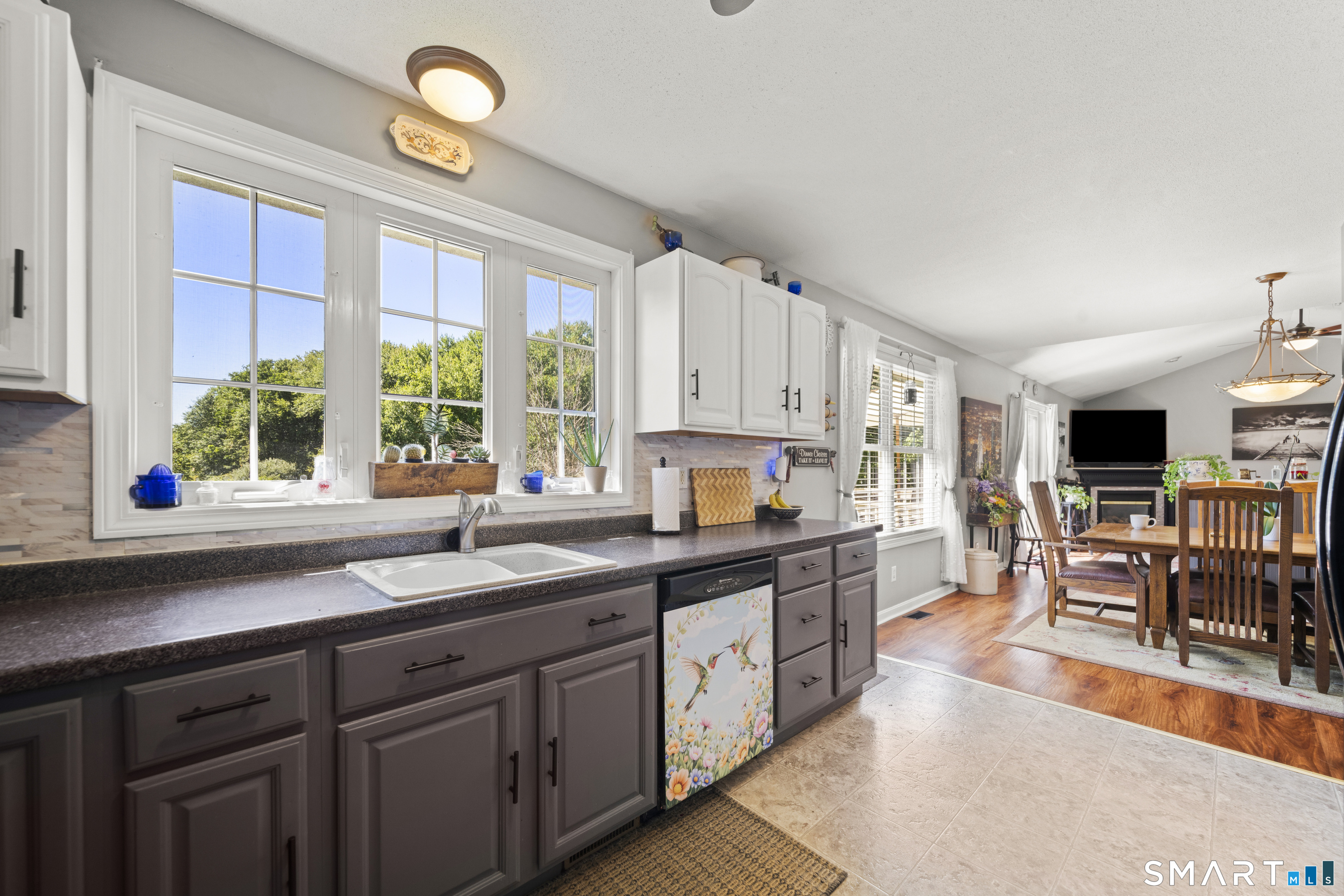 71 Post Road Enfield CT 06082