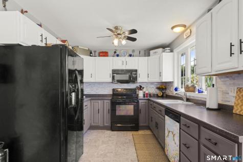71 Post Road Enfield CT 06082