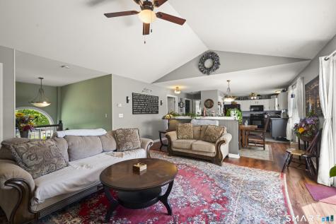 71 Post Road Enfield CT 06082