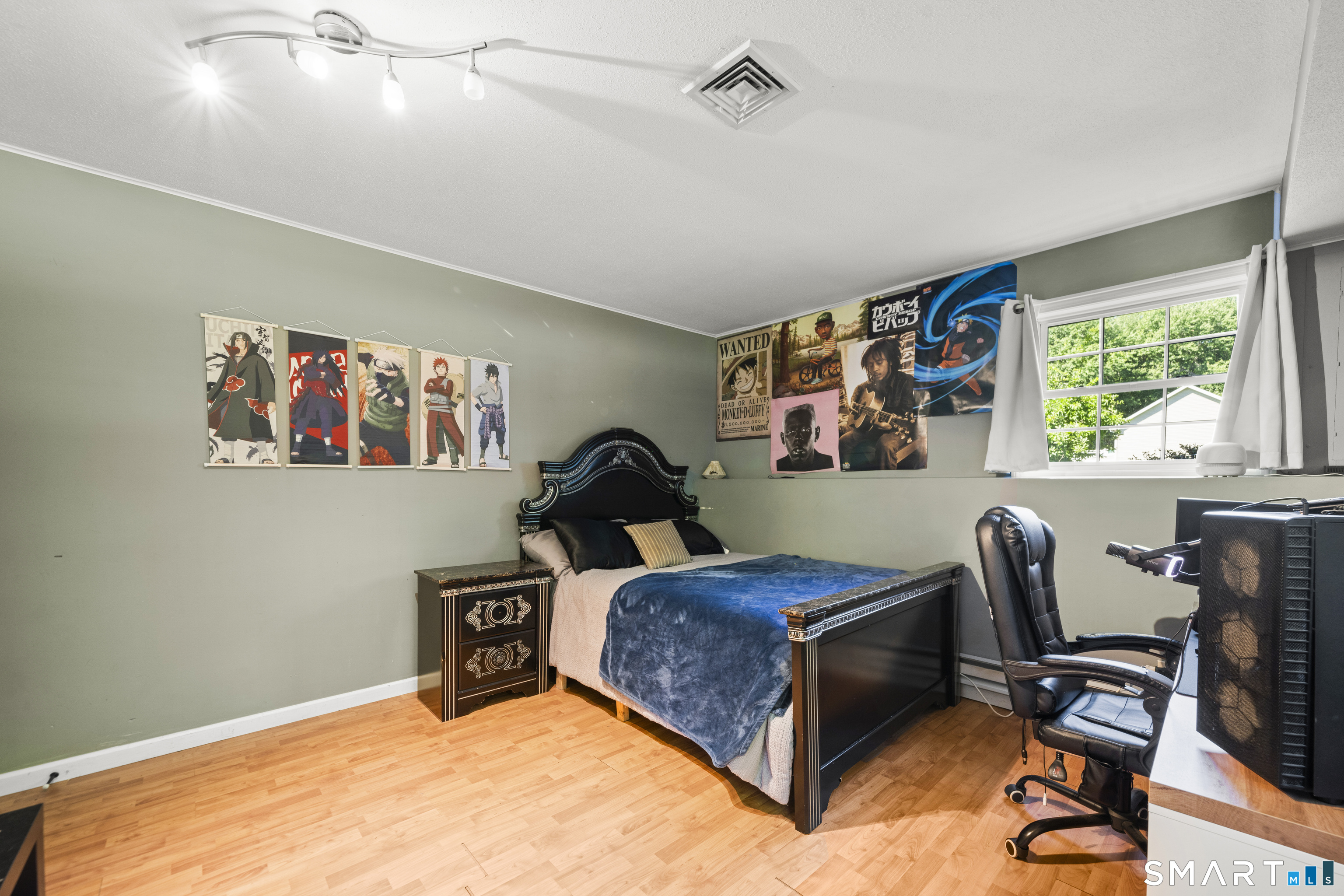 71 Post Road Enfield CT 06082