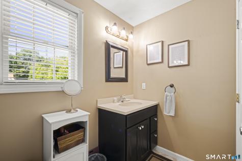 71 Post Road Enfield CT 06082