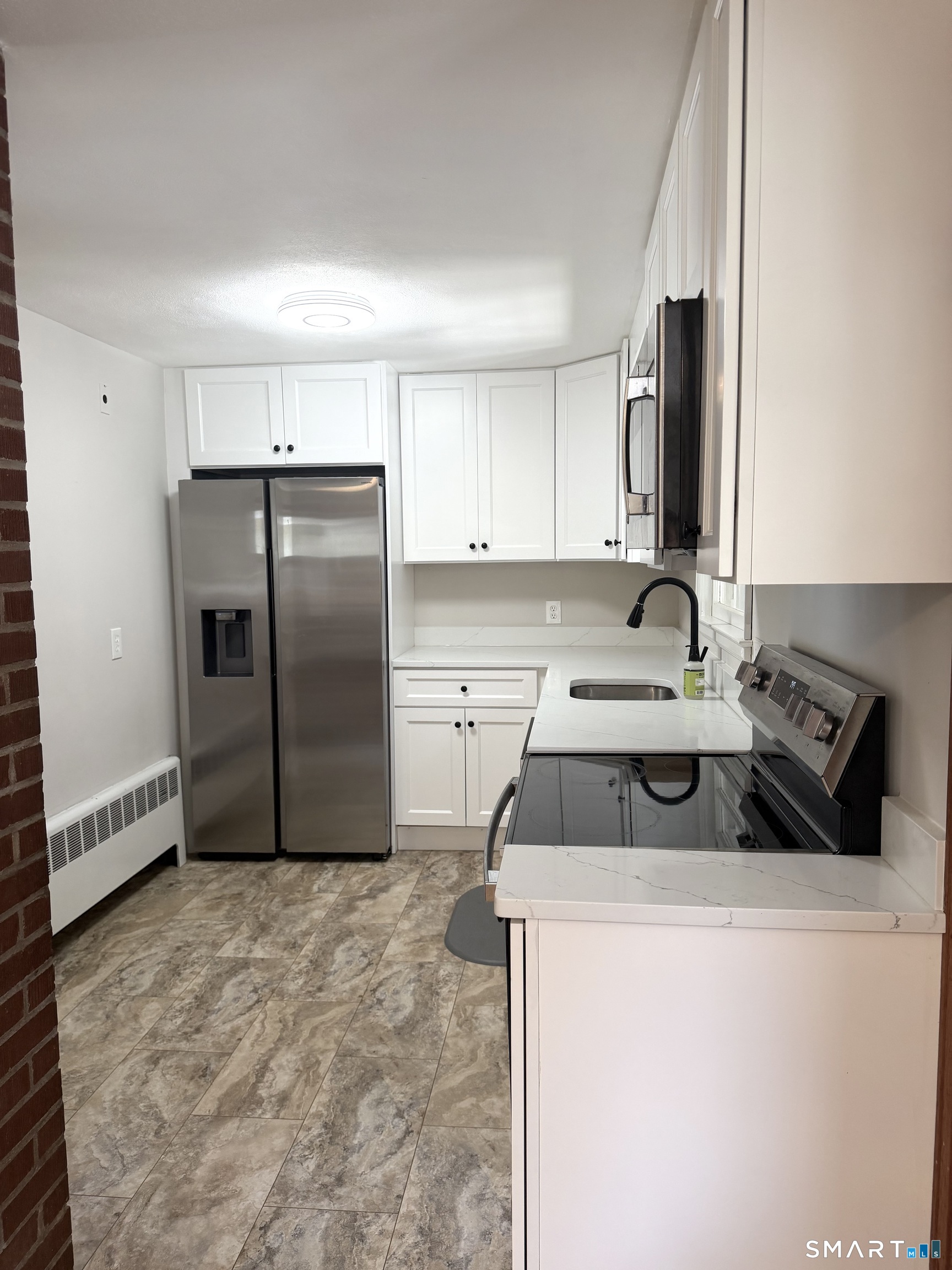 25 Radding Street Manchester CT 06042