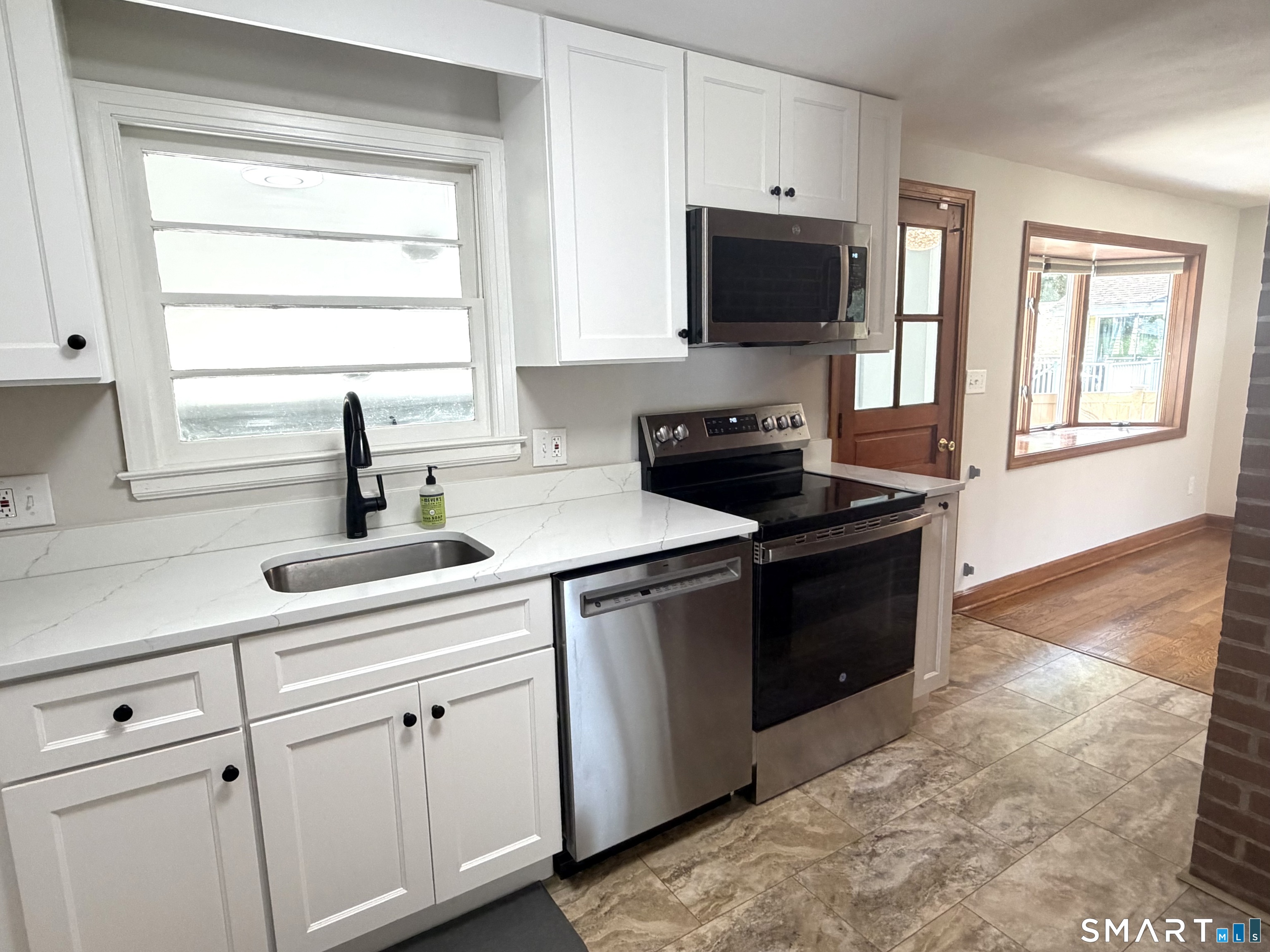 25 Radding Street Manchester CT 06042