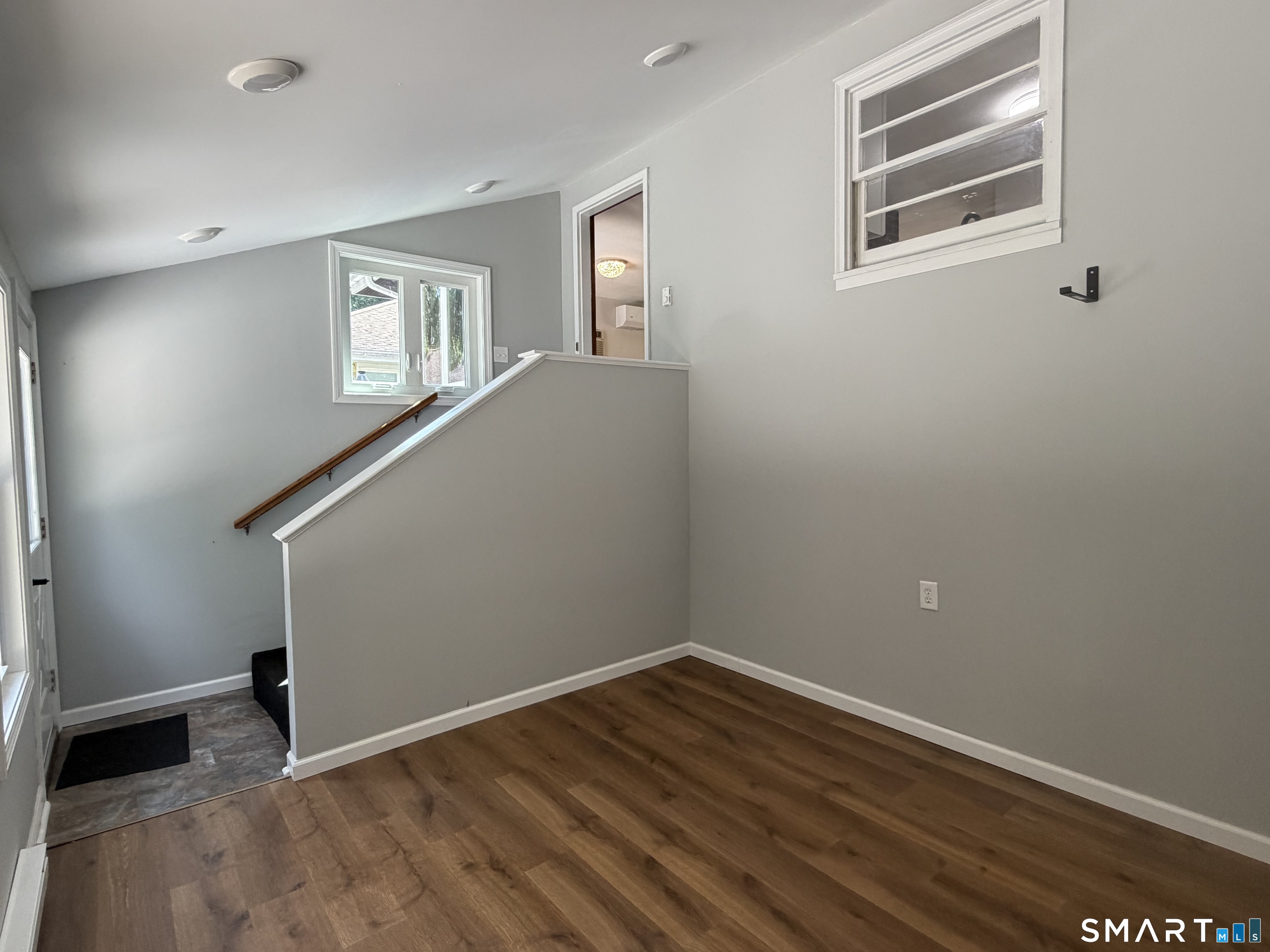 25 Radding Street Manchester CT 06042