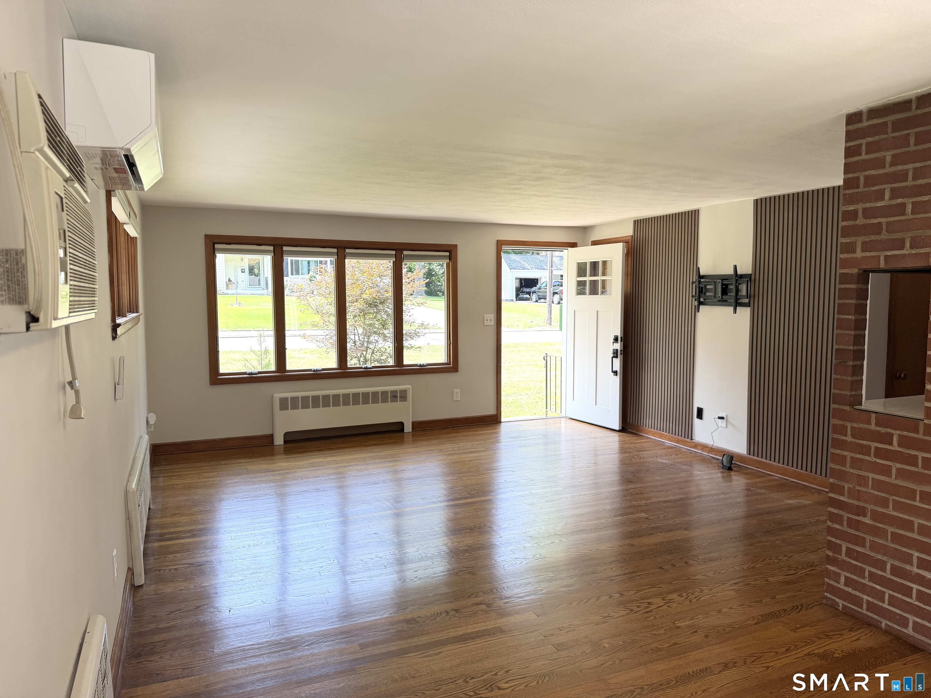 25 Radding Street Manchester CT 06042
