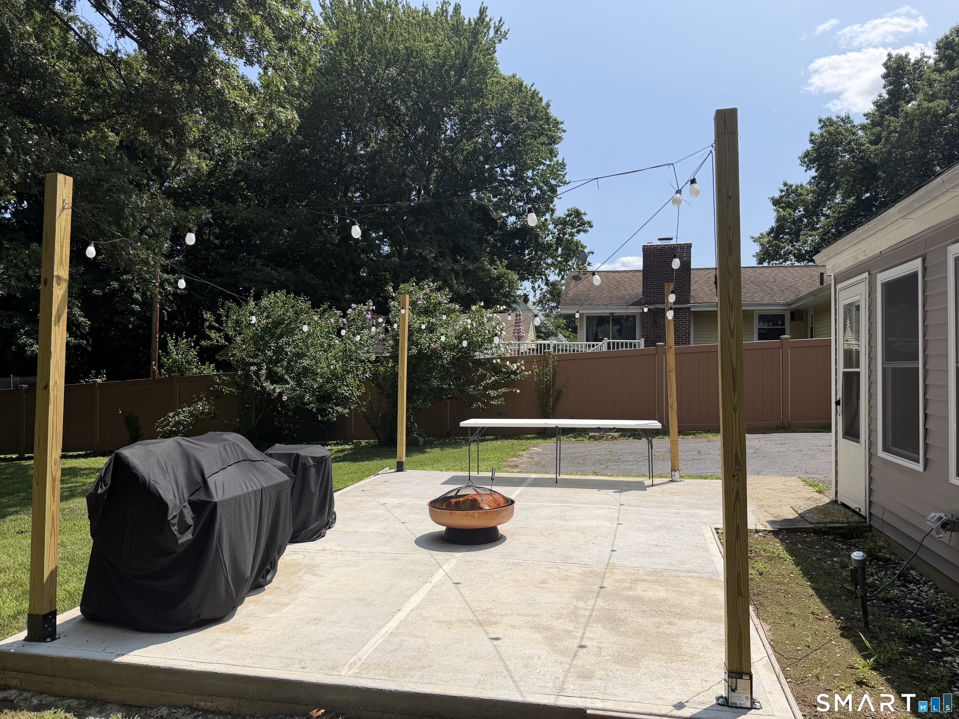 25 Radding Street Manchester CT 06042