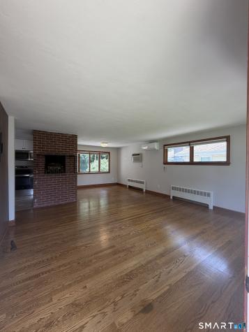 25 Radding Street Manchester CT 06042