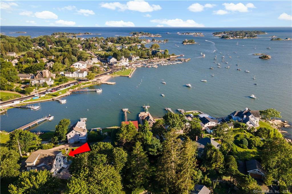 9 Halls Point Road Branford CT 06405