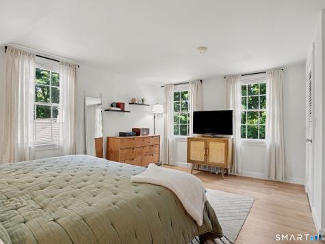 10 Elizabeth Street Newtown CT 06470