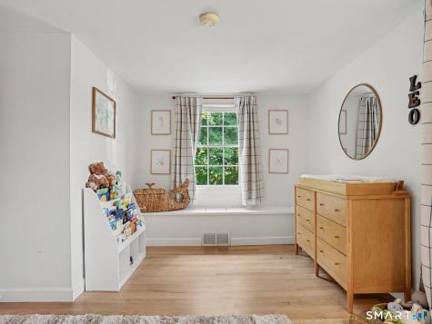 10 Elizabeth Street Newtown CT 06470