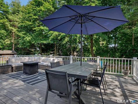 10 Elizabeth Street Newtown CT 06470