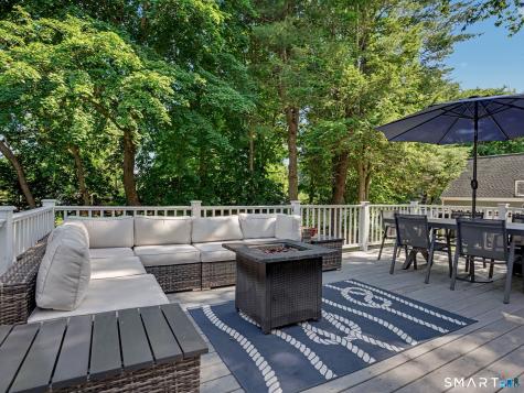 10 Elizabeth Street Newtown CT 06470