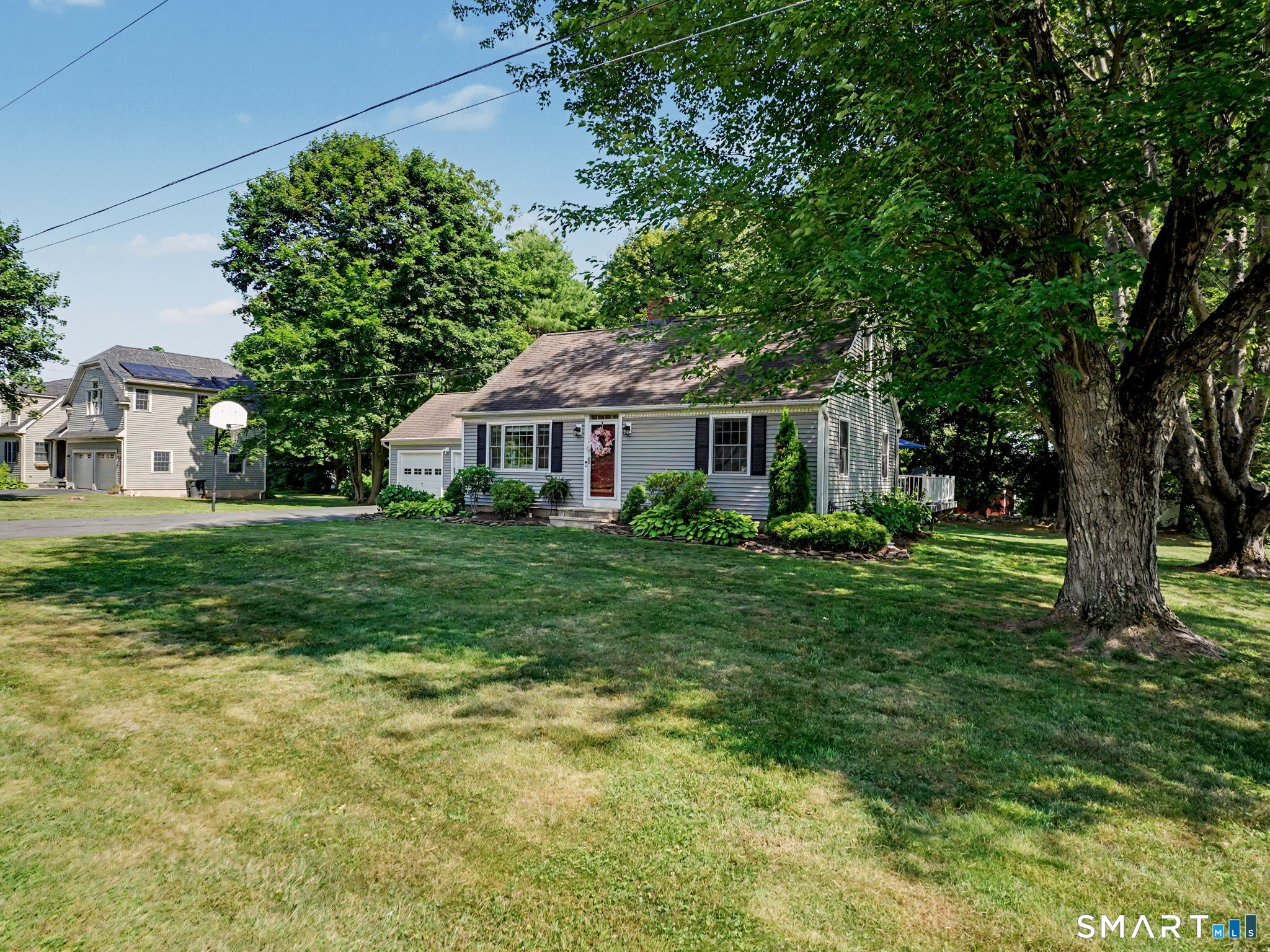 10 Elizabeth Street Newtown CT 06470