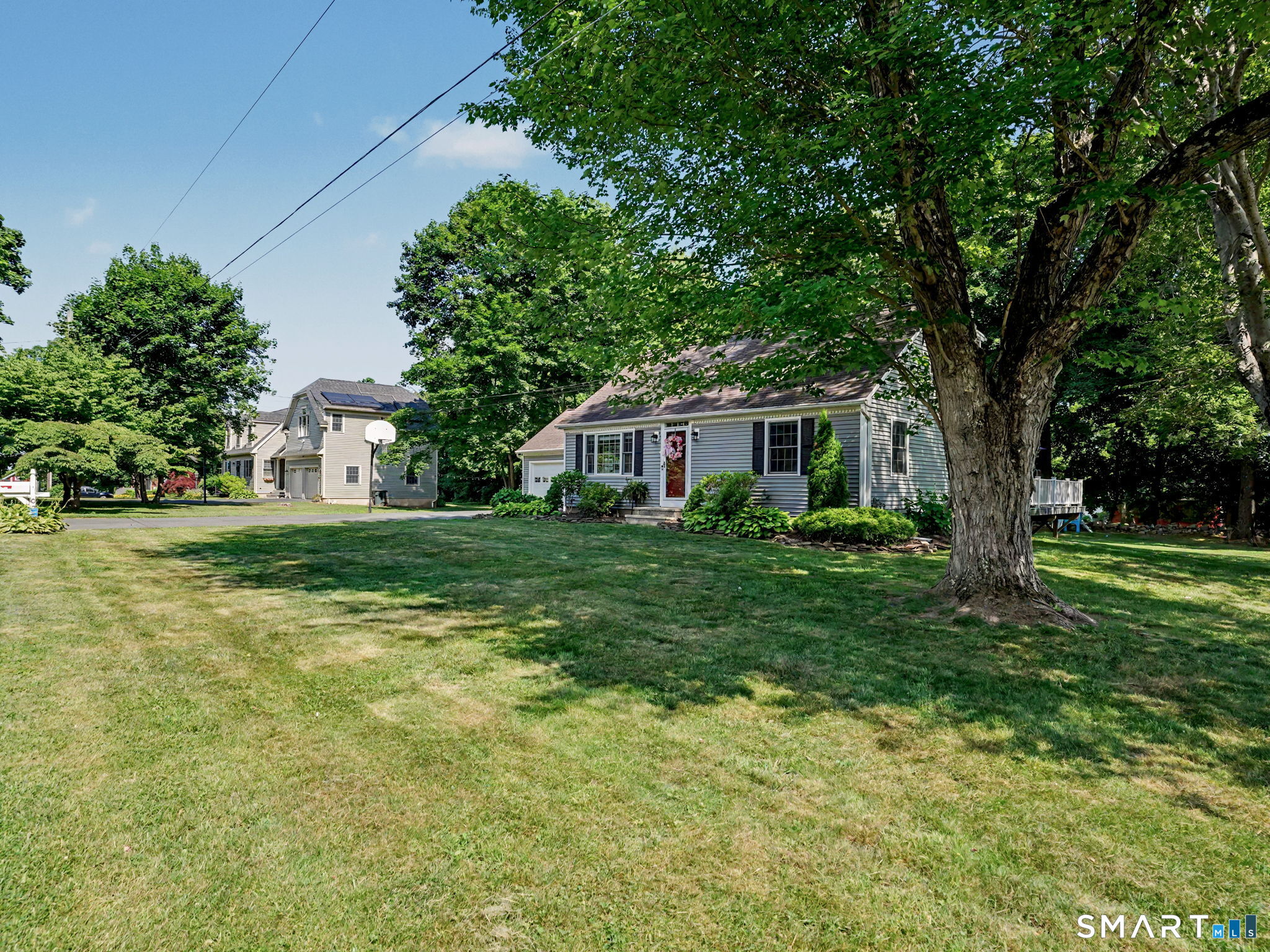 10 Elizabeth Street Newtown CT 06470