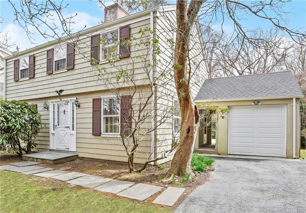 207 Barlow Road Fairfield CT 06824