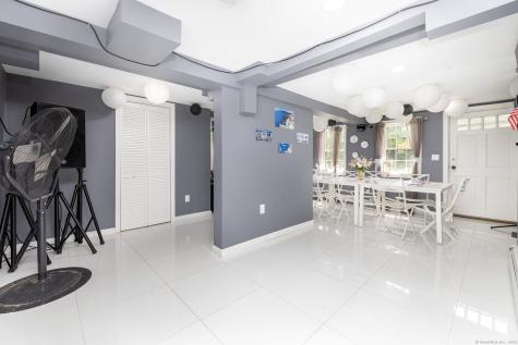538 Main Street Wethersfield CT 06109