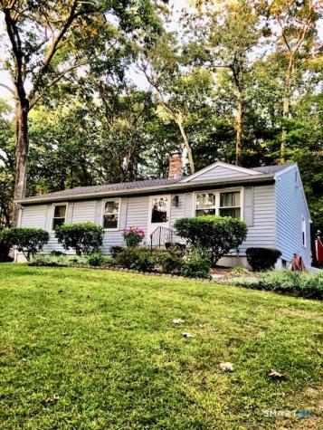 10 Highland Avenue East Haddam CT 06469