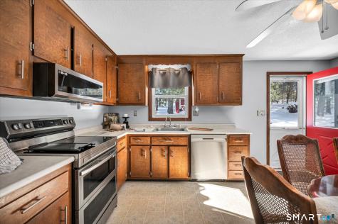 10 Highland Avenue East Haddam CT 06469