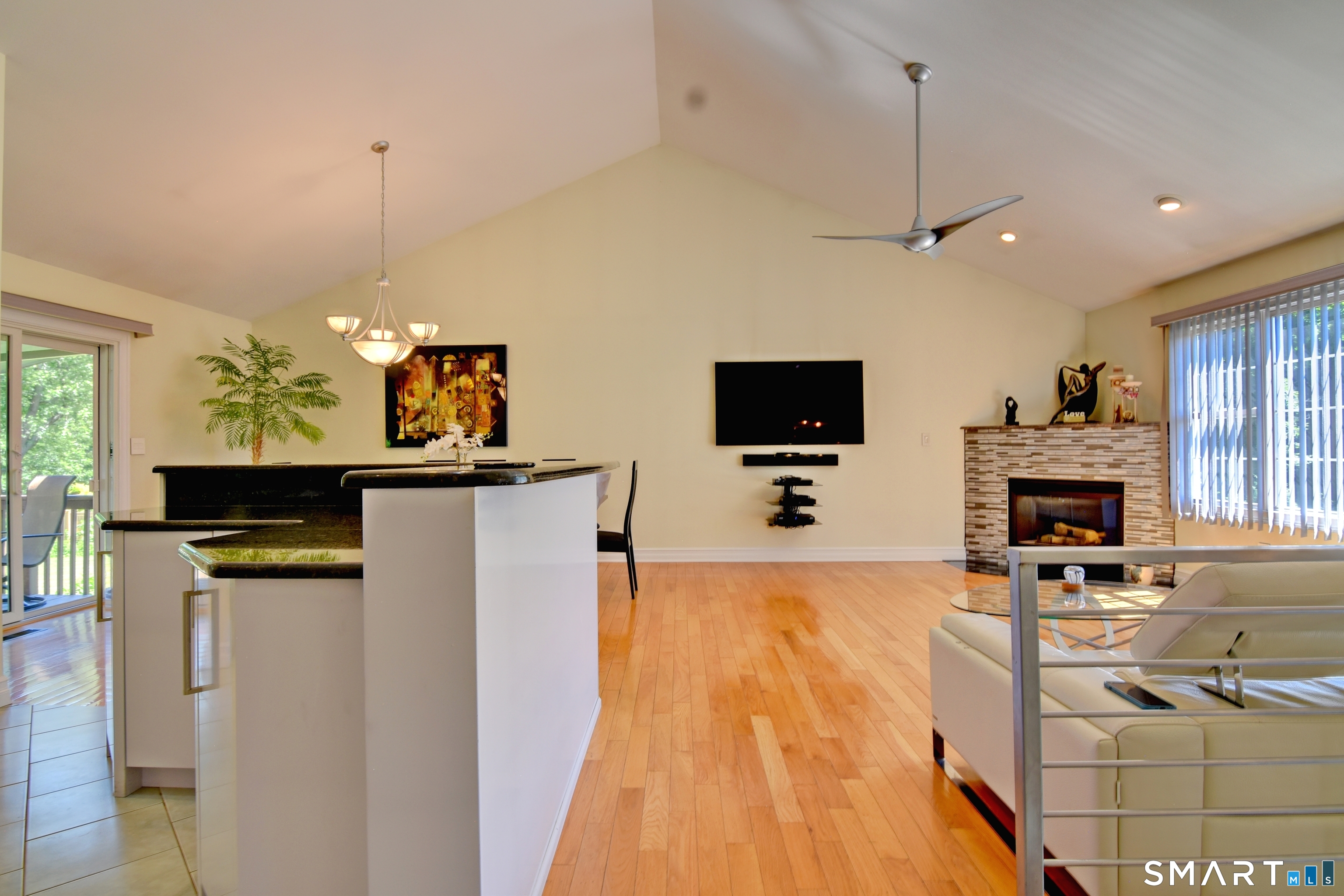 8 Hattie Lane Milford CT 06461