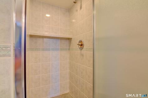 8 Hattie Lane Milford CT 06461