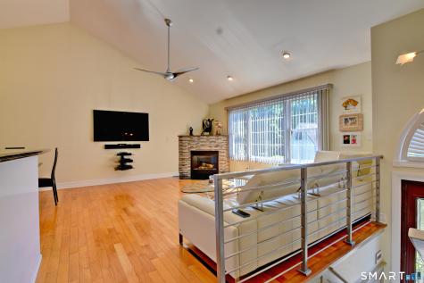 8 Hattie Lane Milford CT 06461