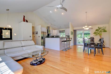 8 Hattie Lane Milford CT 06461