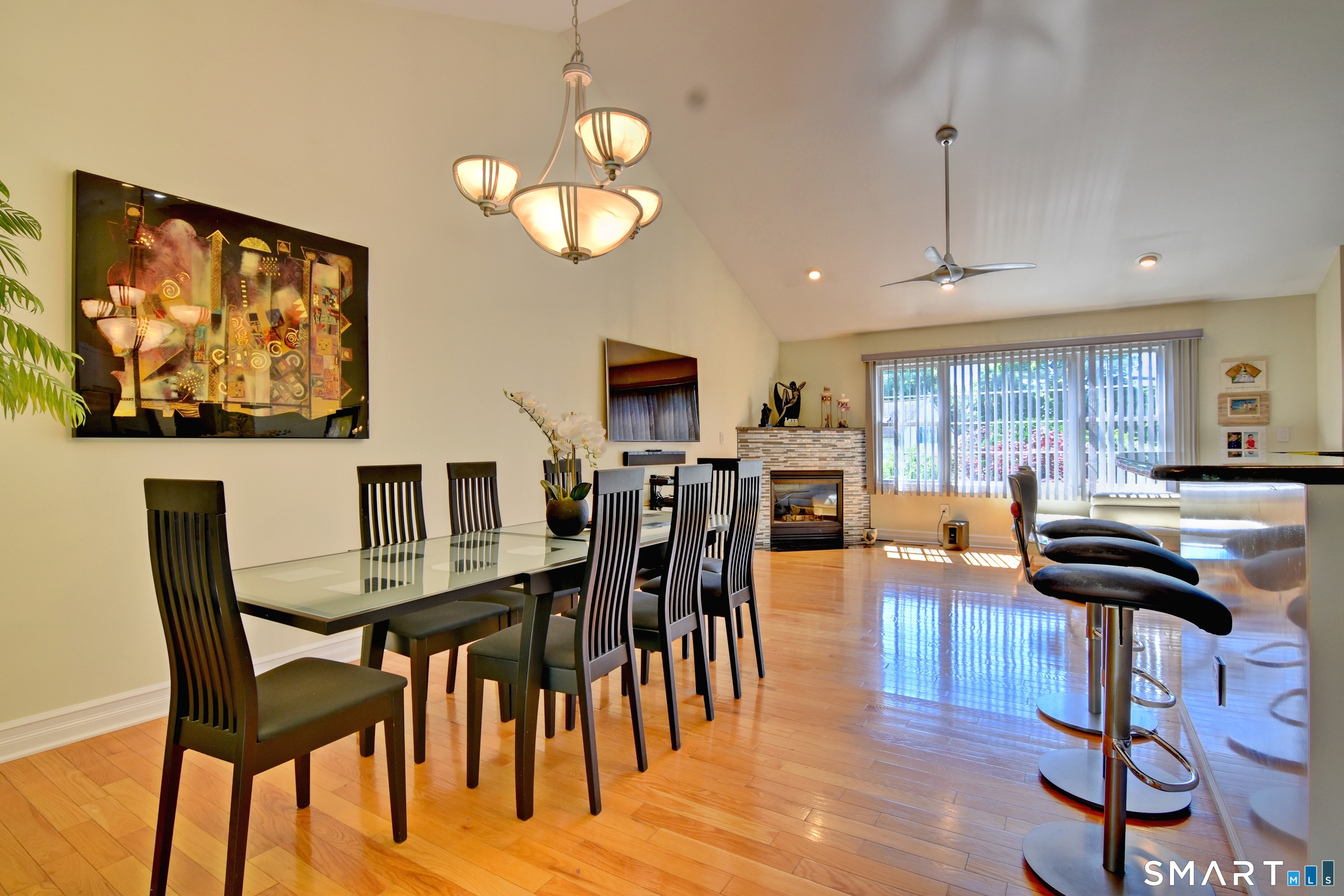 8 Hattie Lane Milford CT 06461