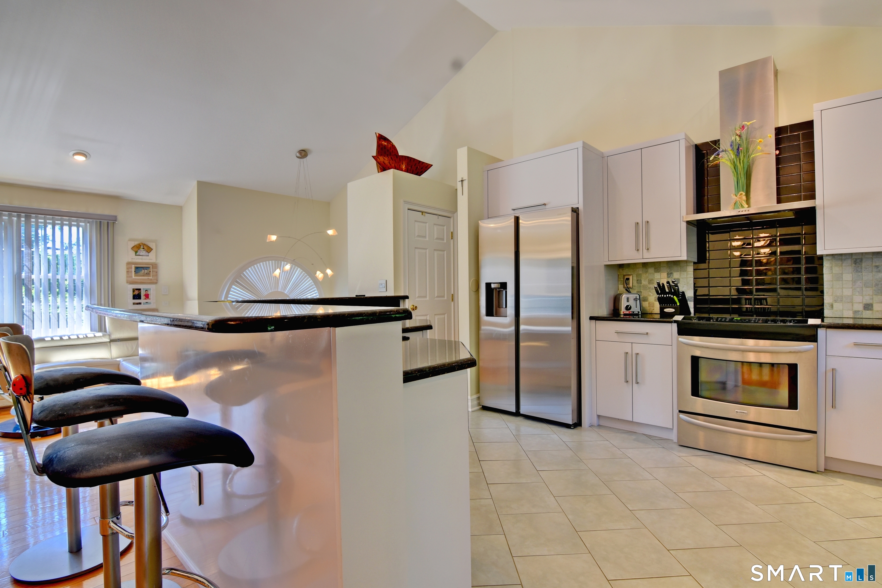 8 Hattie Lane Milford CT 06461