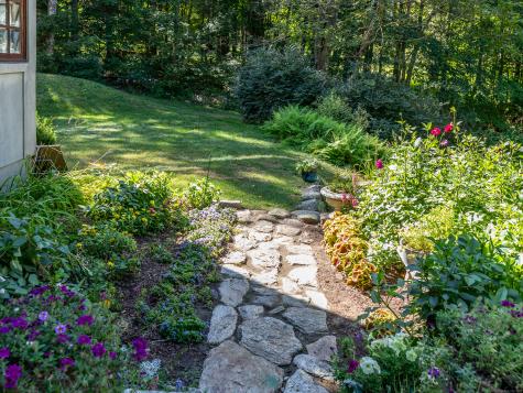 28 West Chestnut Hill Road Litchfield CT 06759