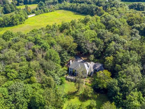 28 West Chestnut Hill Road Litchfield CT 06759