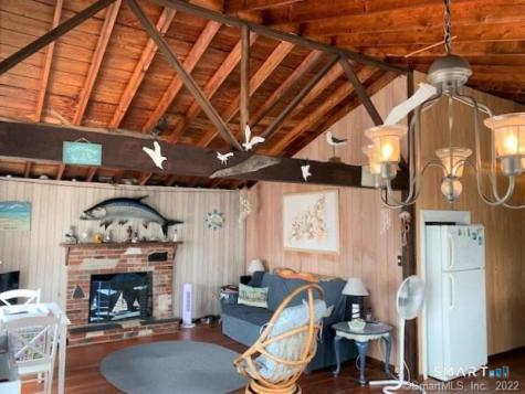 17 Barnes Road Old Saybrook CT 06475
