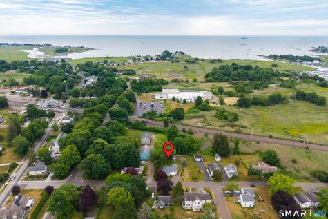 32 Summer Street Guilford CT 06437
