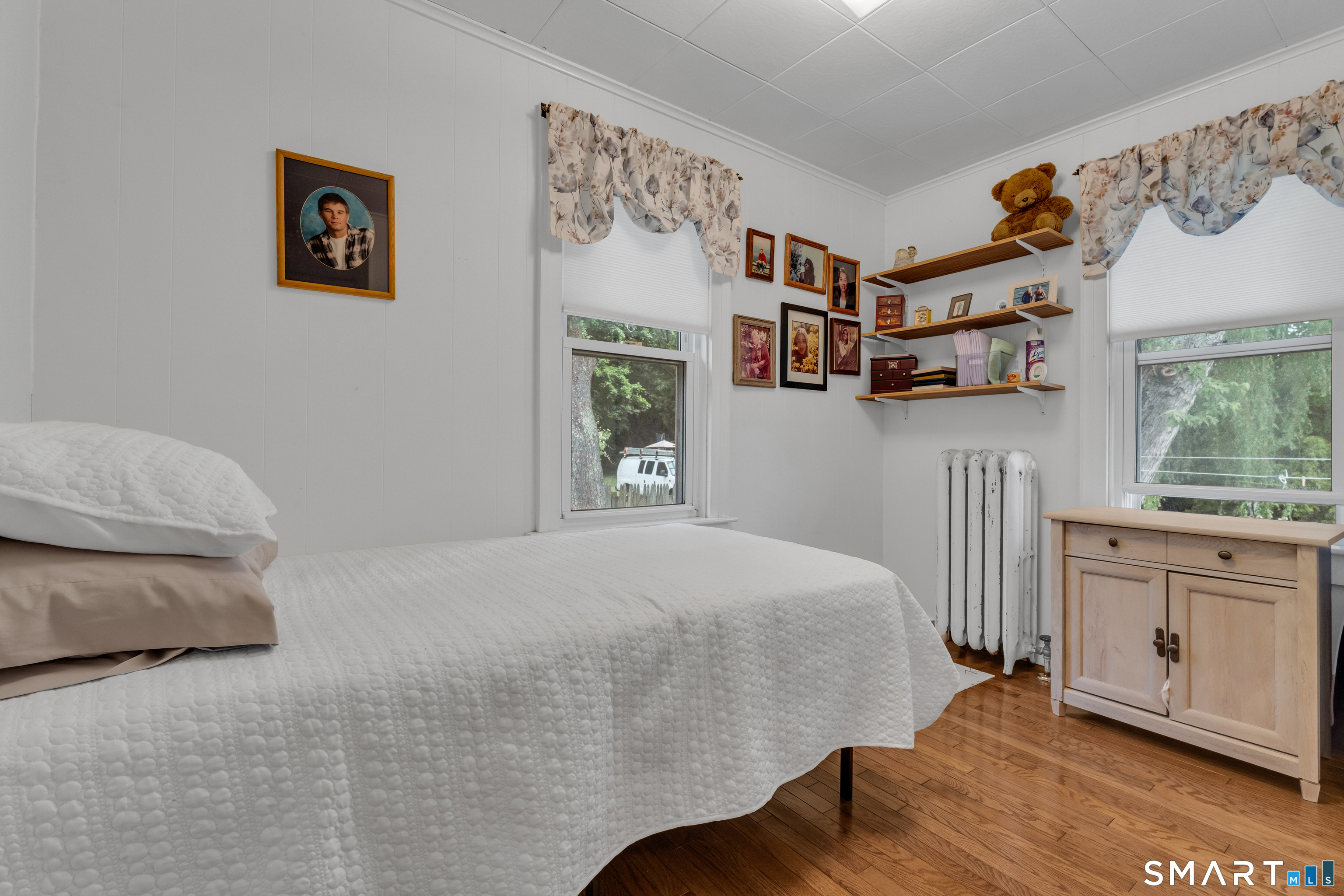 32 Summer Street Guilford CT 06437