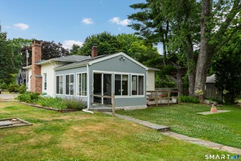 32 Summer Street Guilford CT 06437