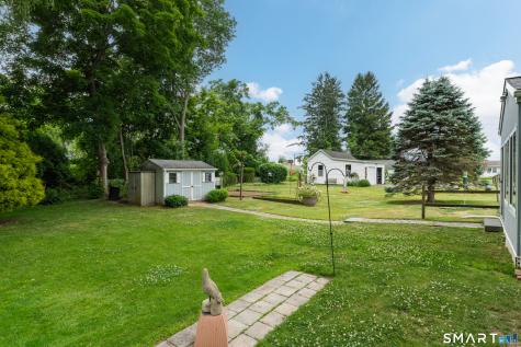 32 Summer Street Guilford CT 06437