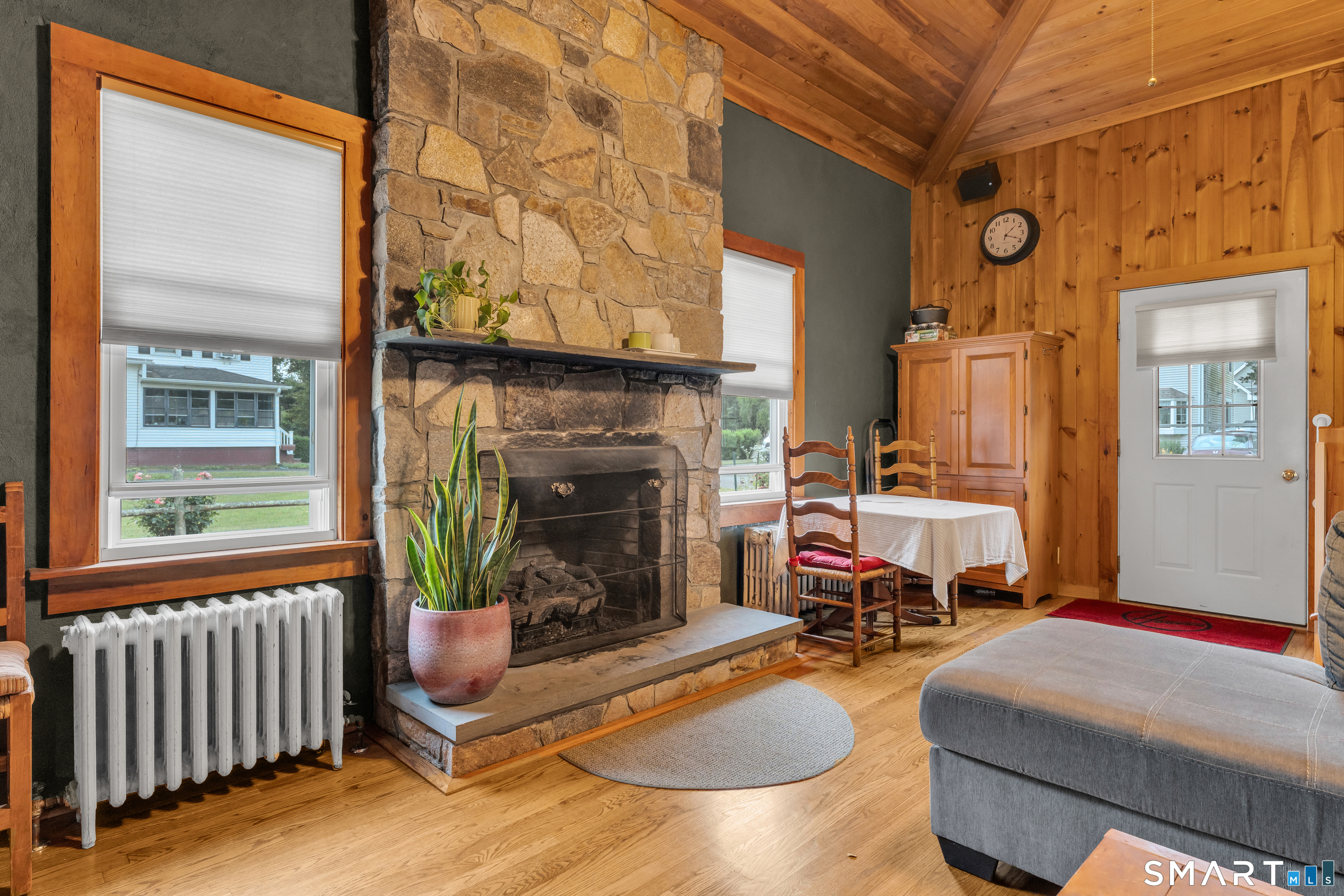 32 Summer Street Guilford CT 06437